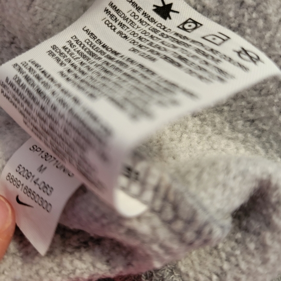 NIKE | RETRO GRAPHIC ZIPPERED FRONT HOODIE sport grey medium - Picture 12 of 13